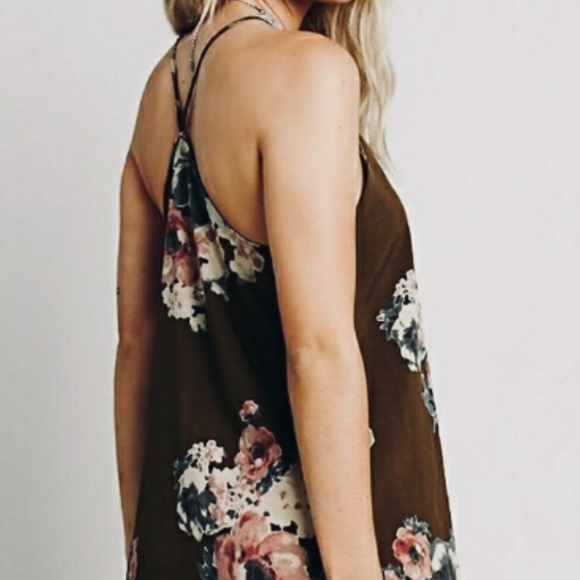 Free people intimately dress with 🌺 - Picture 2 of 8